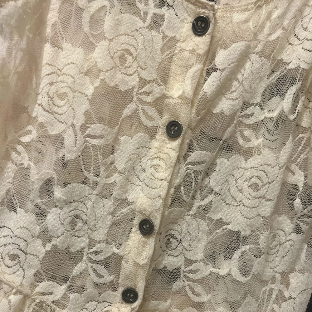 🍦Button-Front Ruffled Hem Top🍦 - Picture 2 of 5